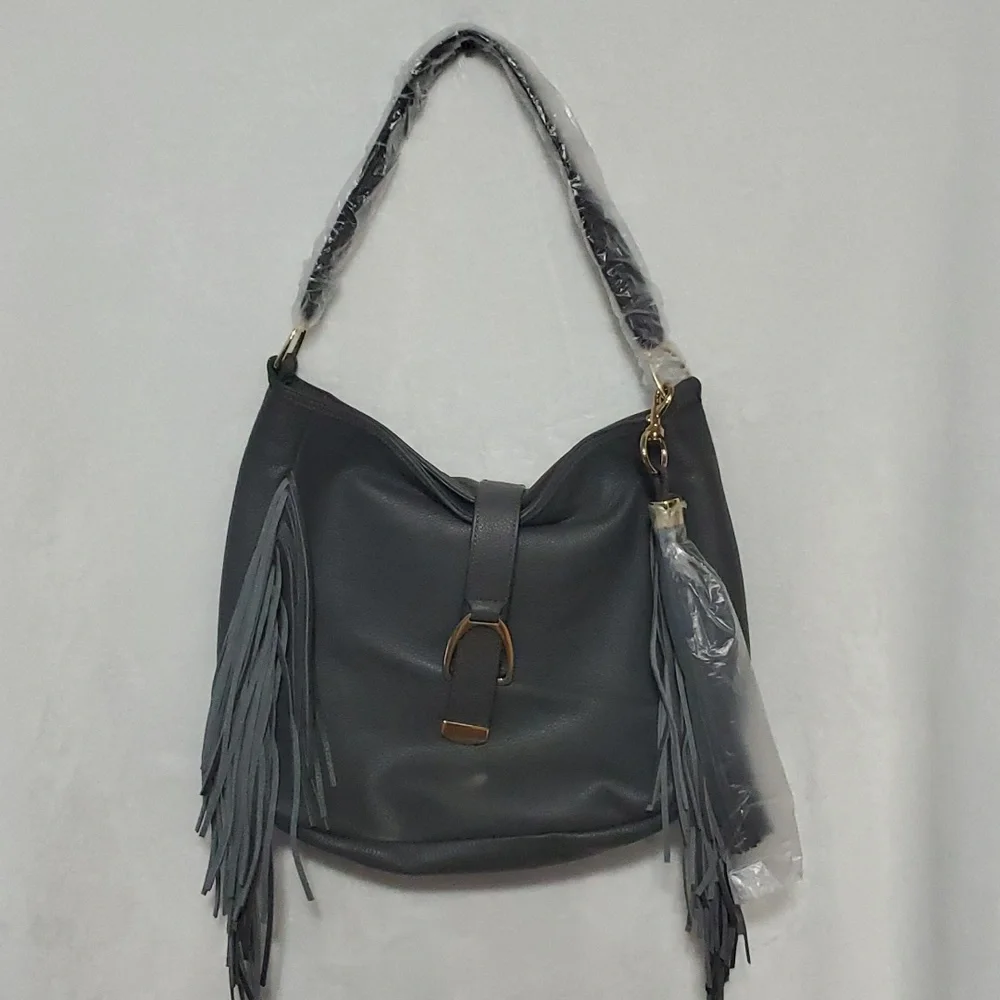 🏠 NWT G.I.L.I Got It Love It Gray Leather Fringe Bag